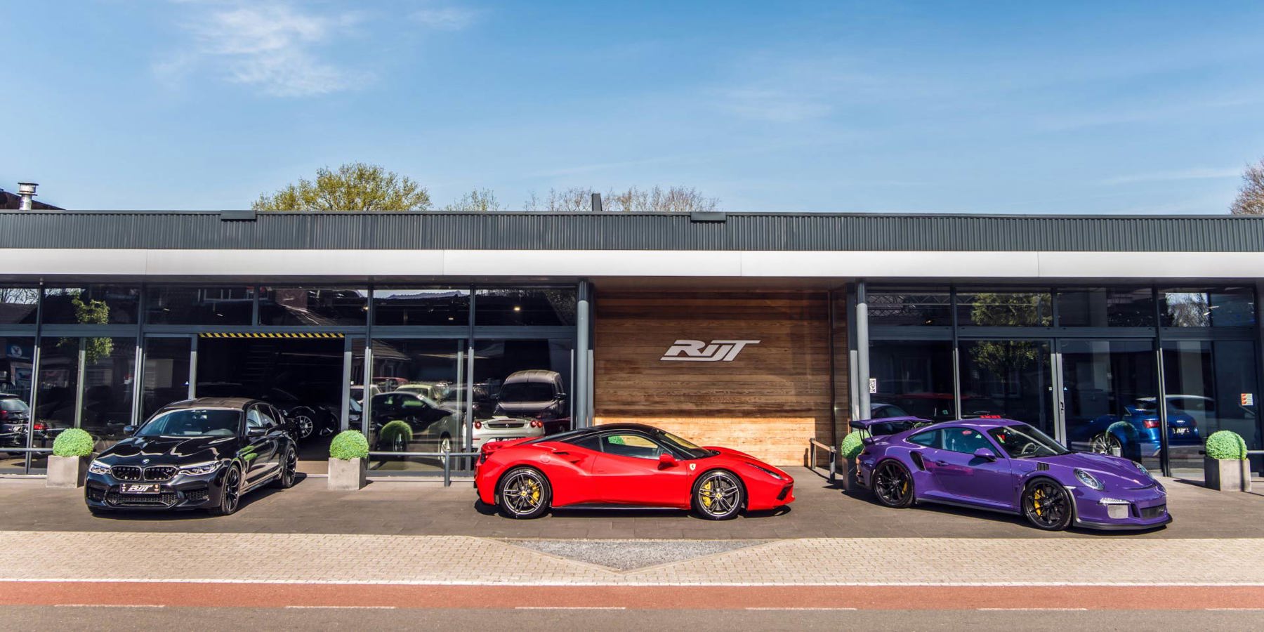 Autobedrijf John van der Rijt